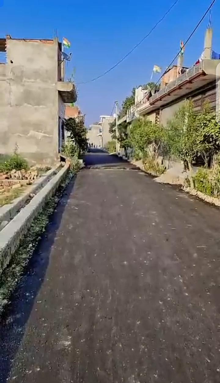 Plots Near Scooter India Chauraha