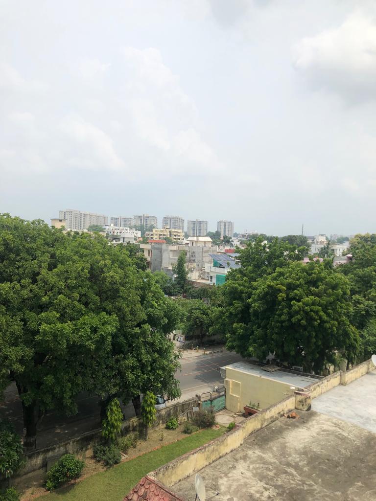 1800 Sq.Yd Aliganj Plot
